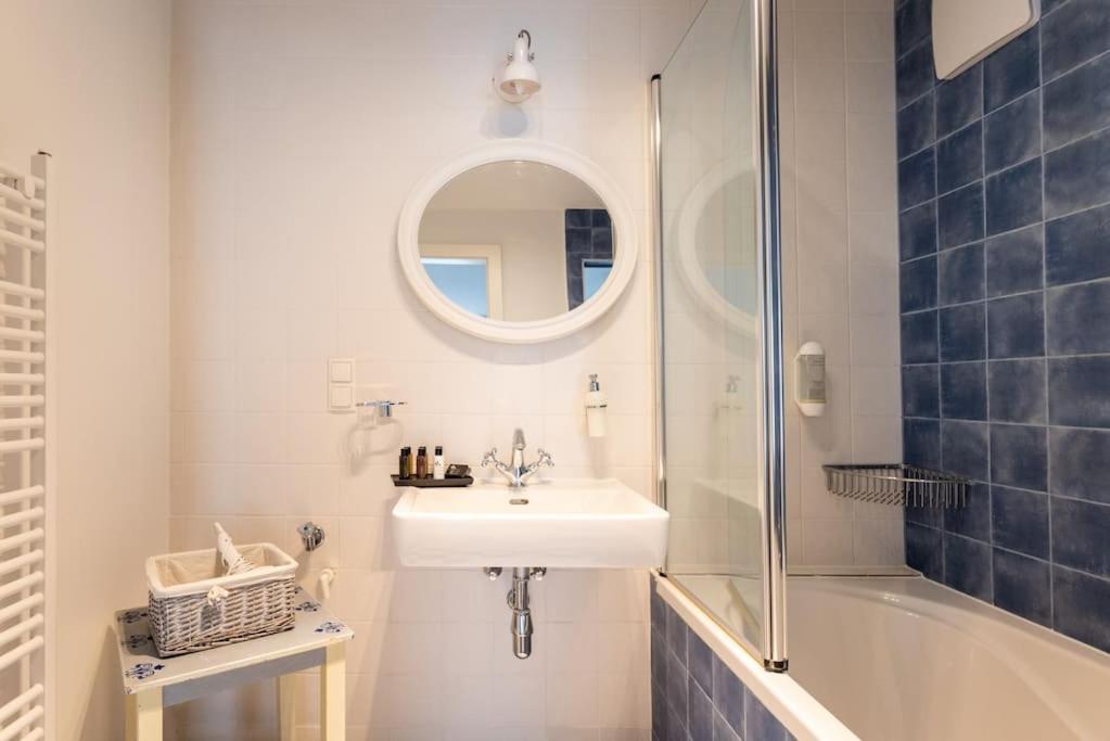 Cozy 1Br Duplex Near Center By Hm Appartement Wenen Buitenkant foto
