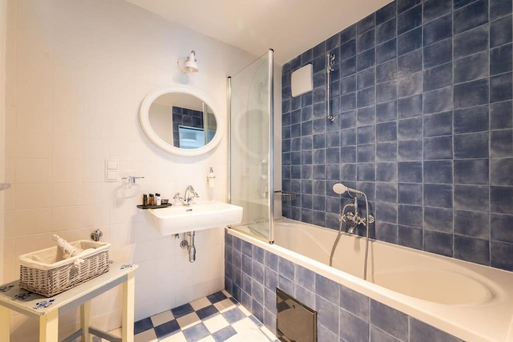 Cozy 1Br Duplex Near Center By Hm Appartement Wenen Buitenkant foto